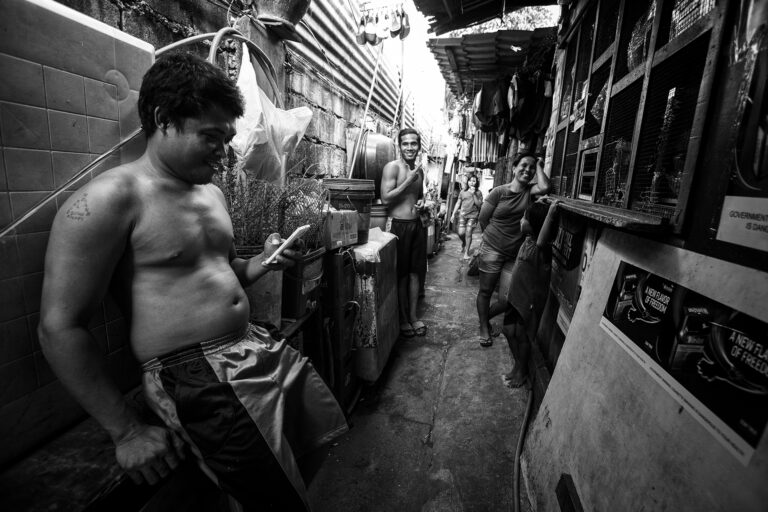 Mauro Agnesoni - manila-1.0-mauro-agnesoni-2